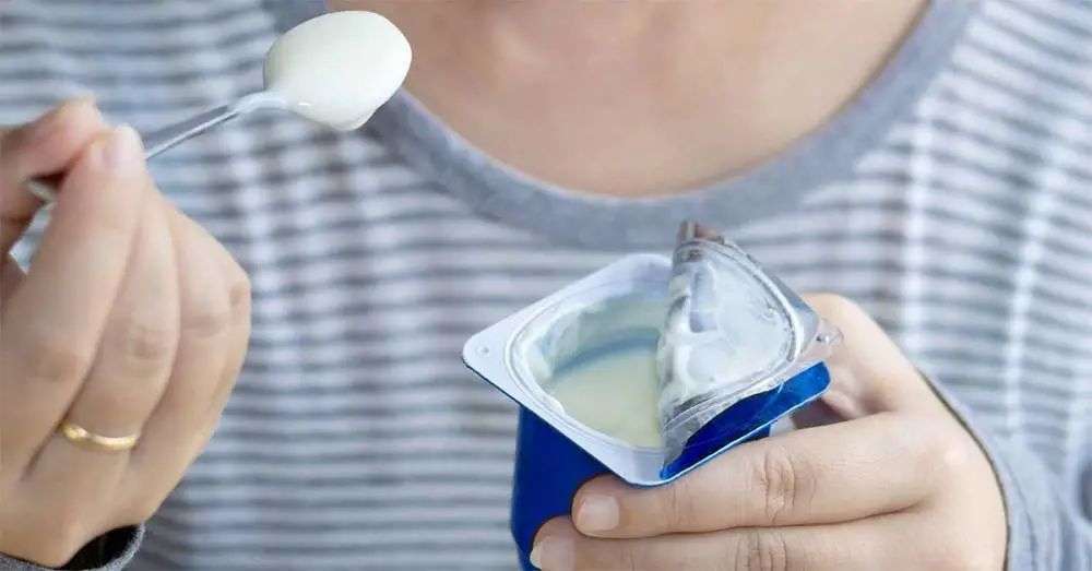 再也不用「擠牙膏」，高露潔換上的「潤滑劑」包裝，讓牙膏從此一滴不剩