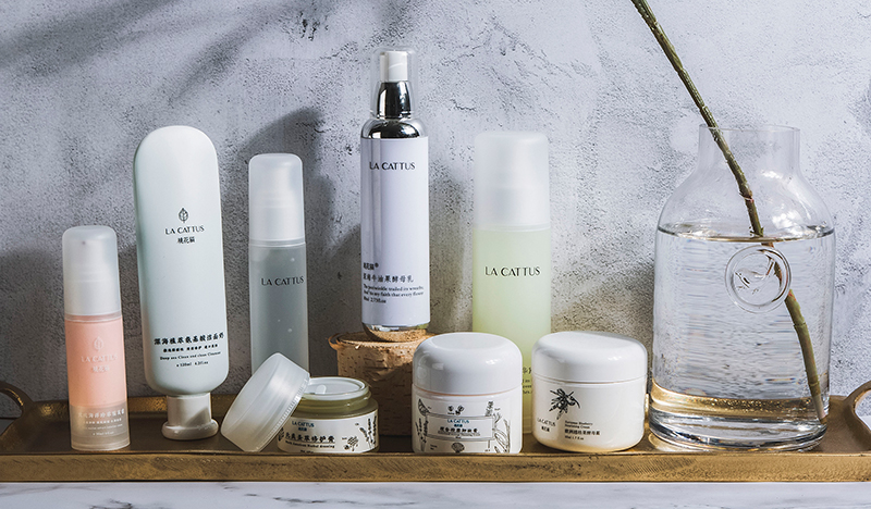 化妝品包裝及創(chuàng)意表現(xiàn)實(shí)戰(zhàn) 化妝品包裝及創(chuàng)意表現(xiàn)實(shí)戰(zhàn)